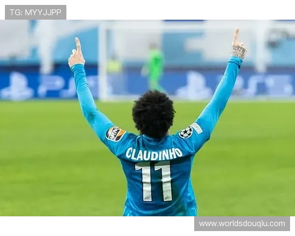 免费下载斗球直播电视版手机应用，体验高清足球直播的最佳选择